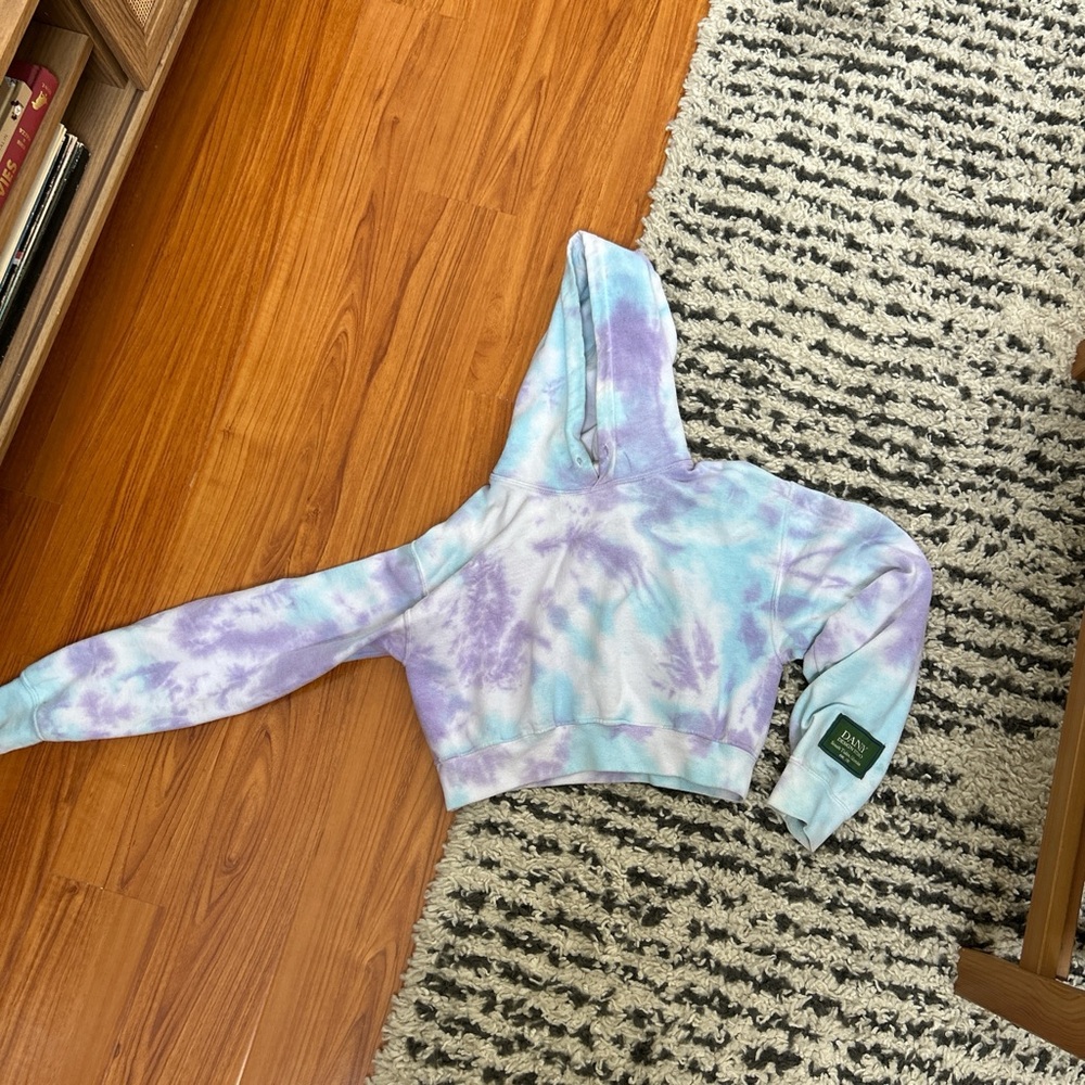 Tie-Dye Cropped Hoodie